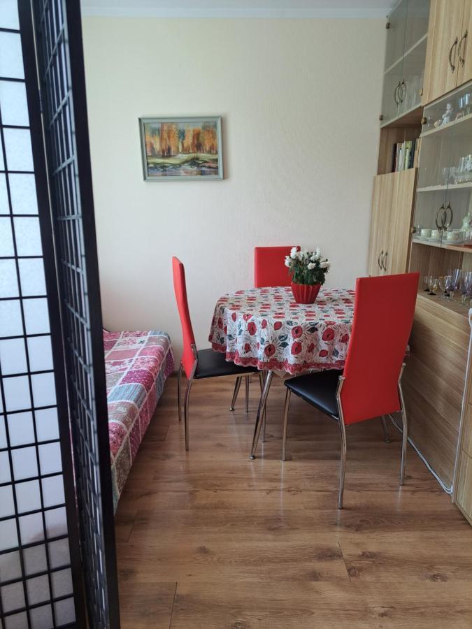 Ziemielu Mols Apartaments/Pirma Linija Pie Juras Лиепая Экстерьер фото